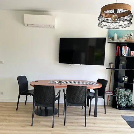 Maison Au Pied De La Foret, Repos Et Confort, Proche De Bordeaux Cursan
